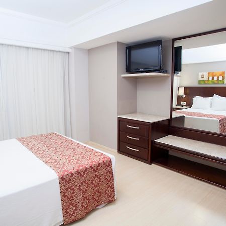 Bourbon Londrina Business Hotel Bagian luar foto