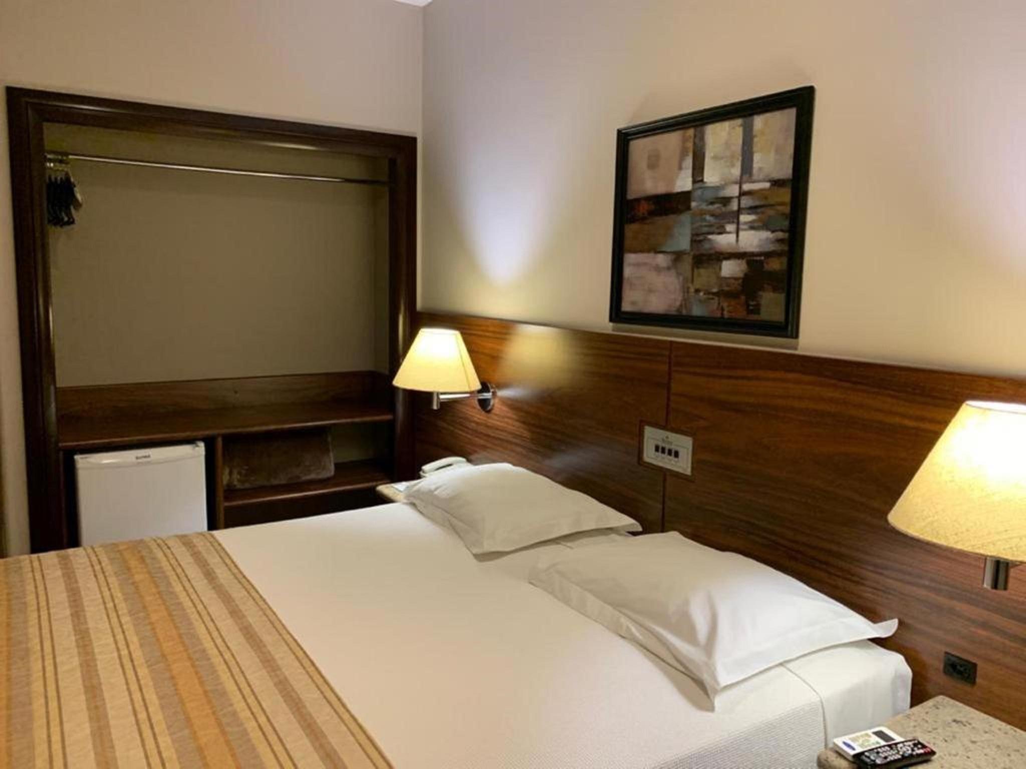 Bourbon Londrina Business Hotel Bagian luar foto